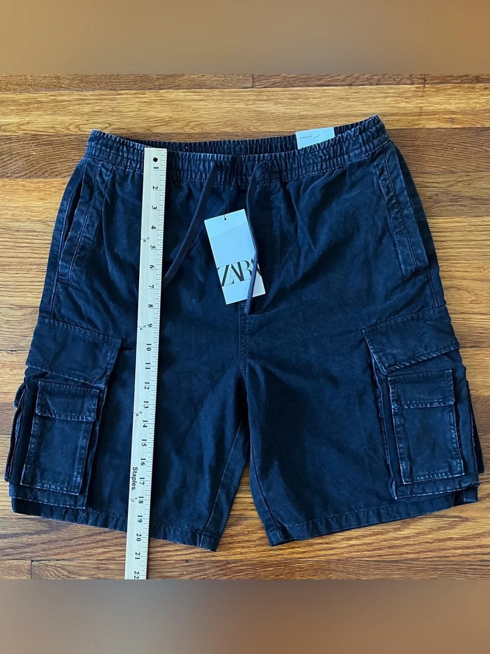 Zara Men's Black Cargo Athletic Shorts